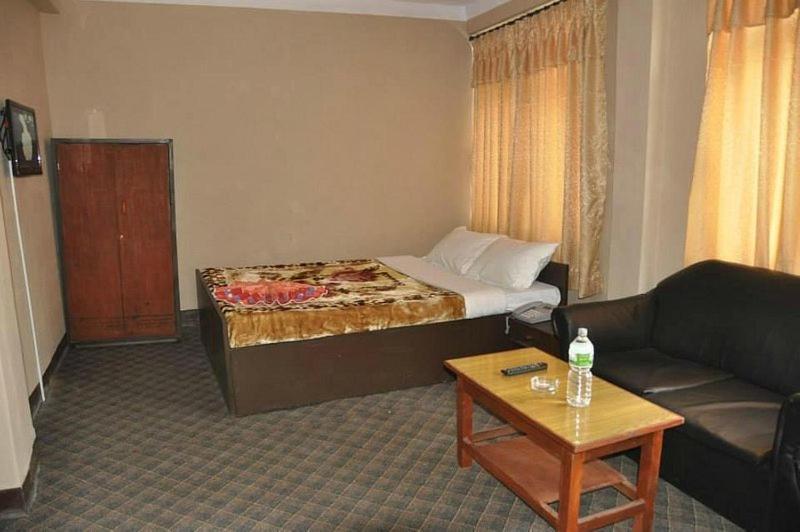 International Hotel Appt Kathmandu Exterior photo